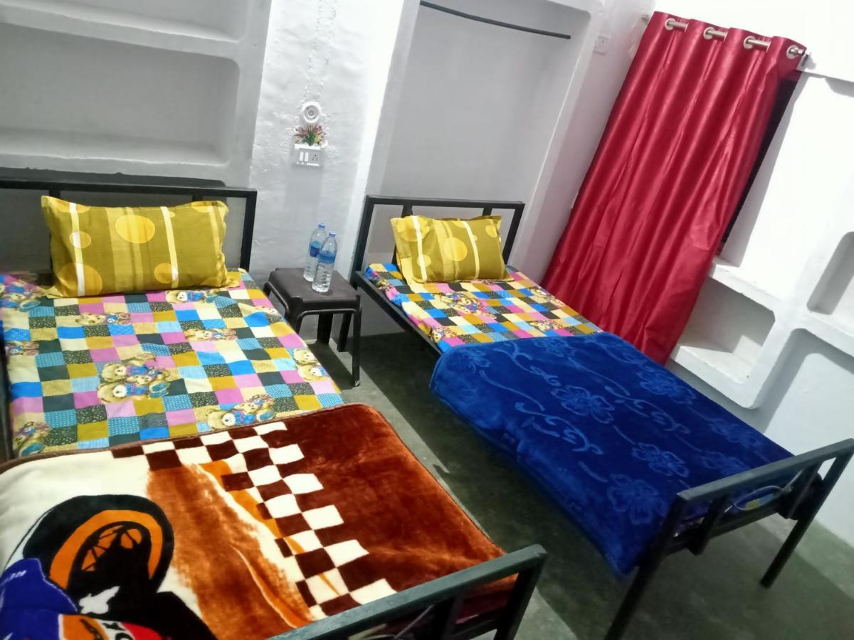 Khajuraho Dreams Homestay Exterior foto